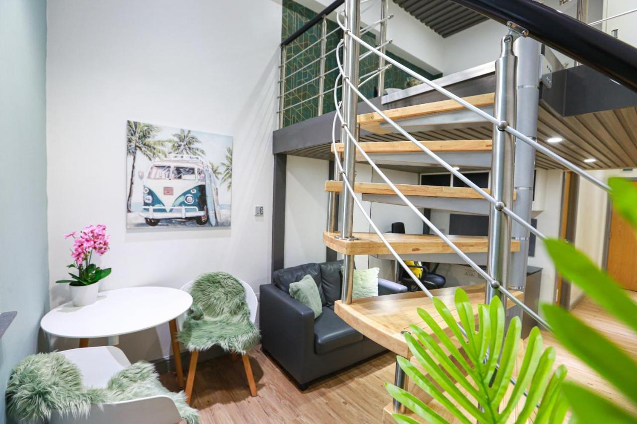 A105 Stylish Loft